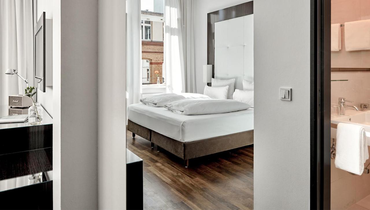 The Pure, Frankfurt, A Member Of Design Hotels Frankfurt am Main Exterior photo